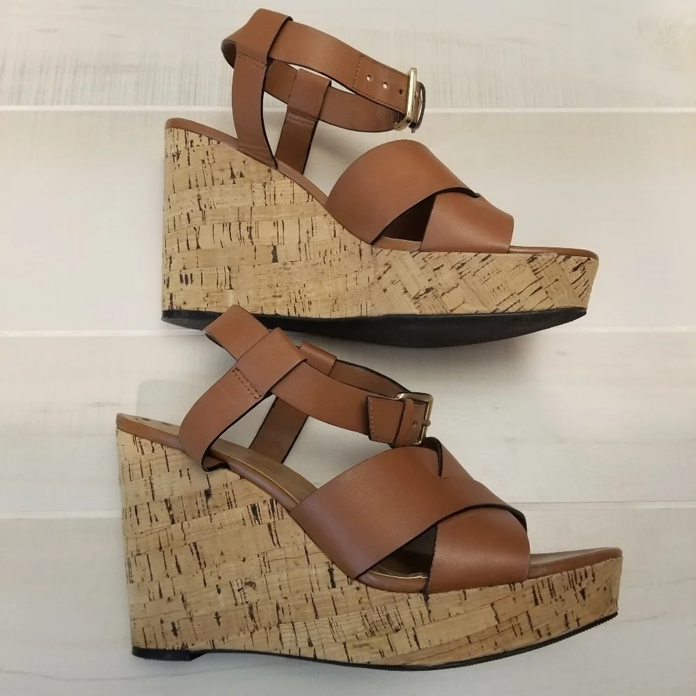 {9.5M} Tahari Stevie Cork Wedge Sandals